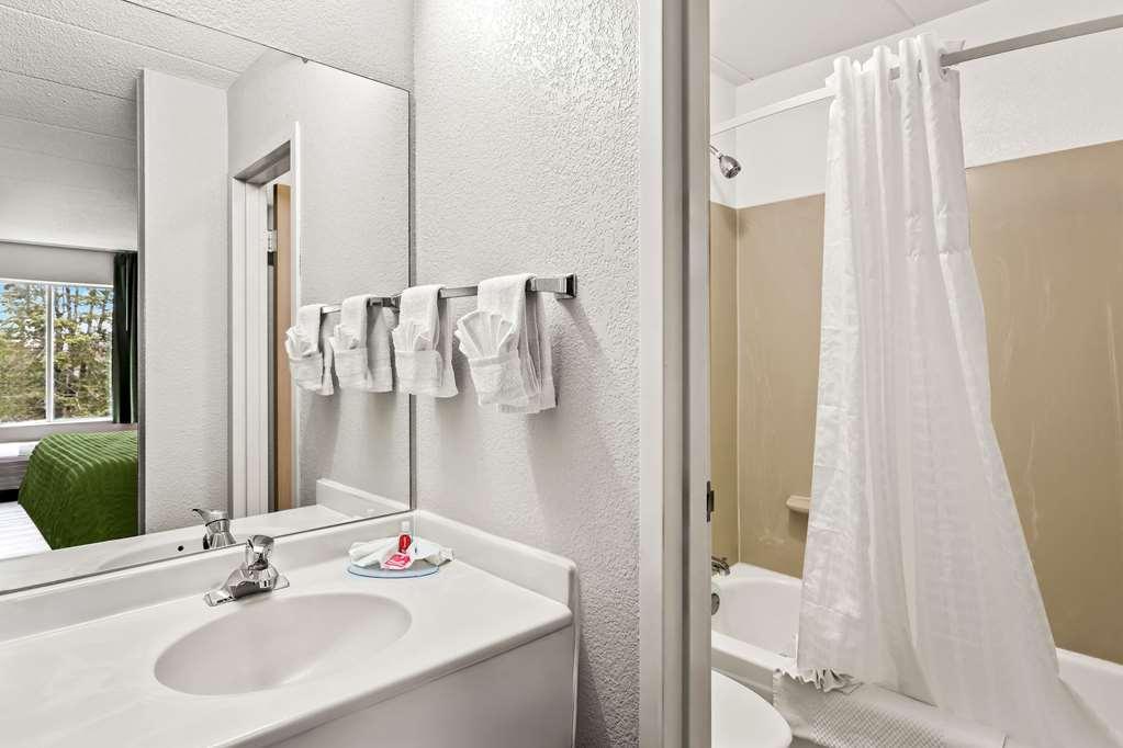 Econo Lodge Willowbrook Ruang foto